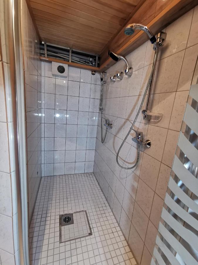 Pension Foehrenhain Gerasdorf bei Wien Exterior foto